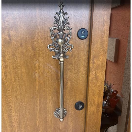 diszes barokk klasszikus rez ajto fogantyu ajtohuzo bronz rusztikus vintage fogo mediterran bejaratiajto szalloda kastely villa regi 2.jpg